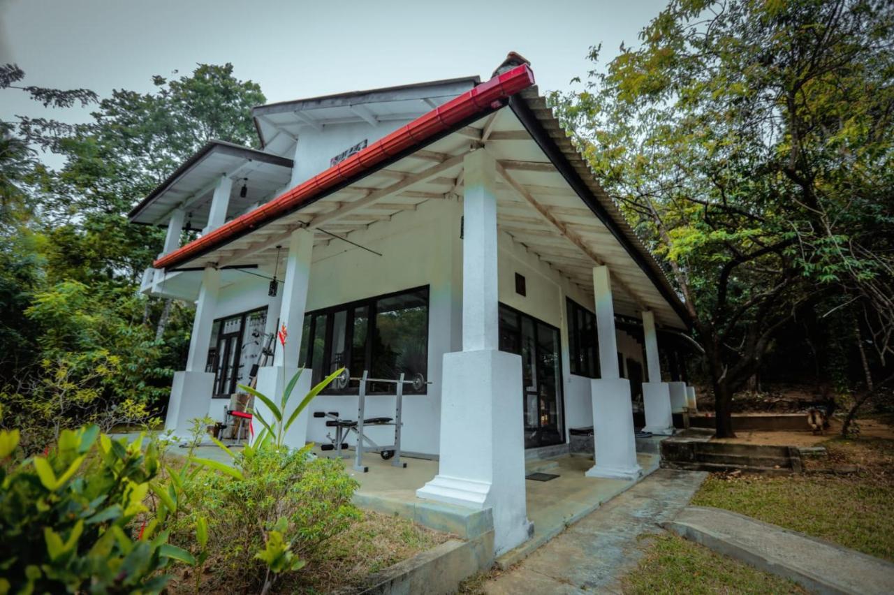 Hotel Sigiriya Kele ภายนอก รูปภาพ