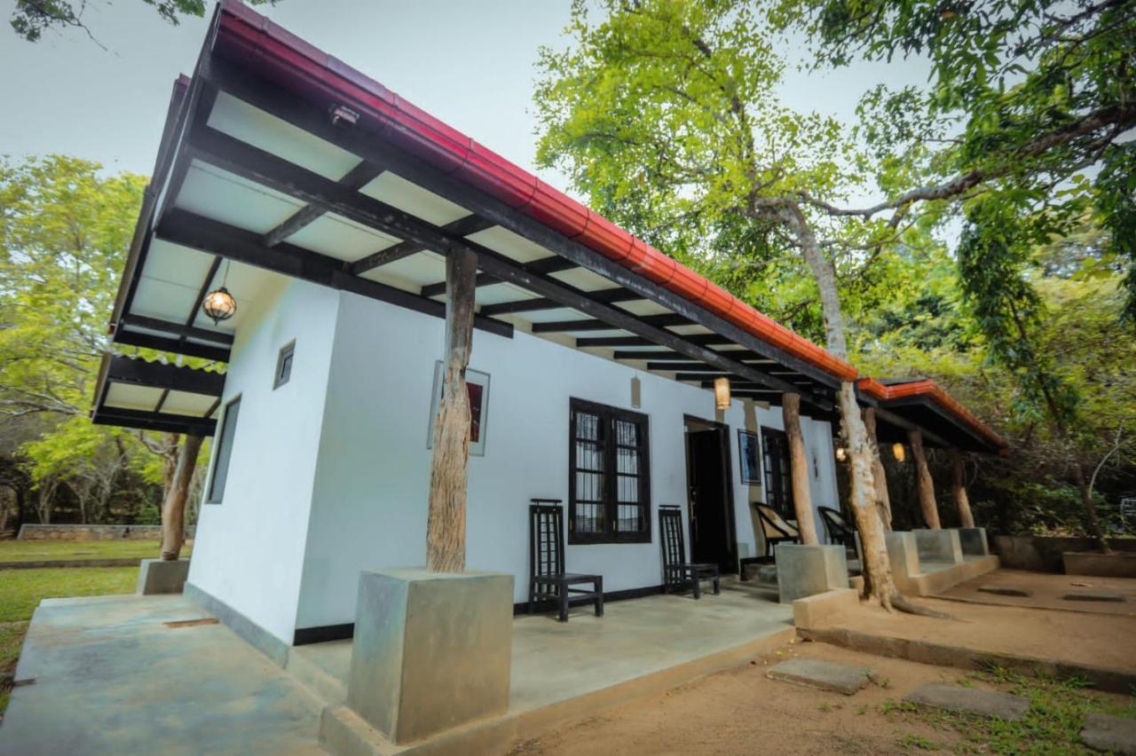 Hotel Sigiriya Kele ภายนอก รูปภาพ