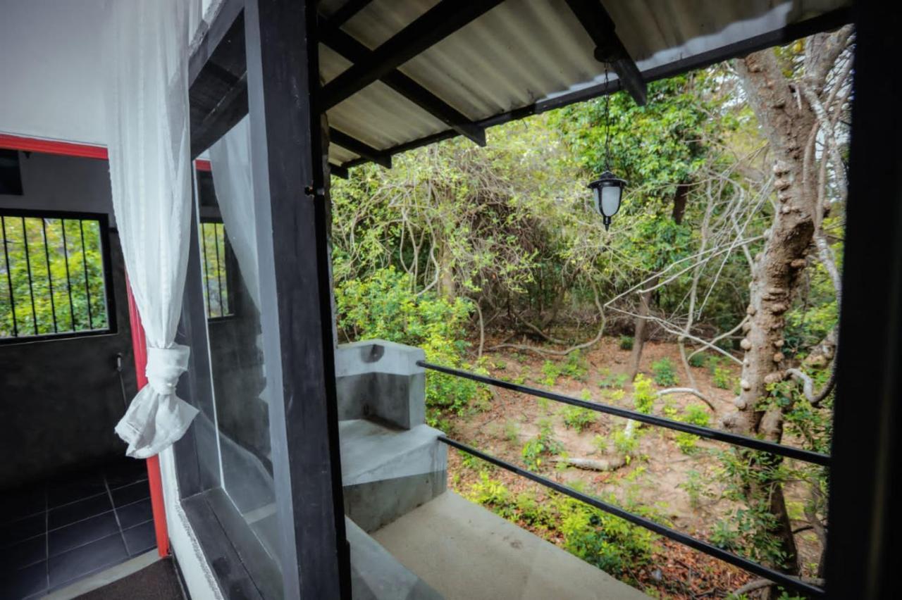 Hotel Sigiriya Kele ภายนอก รูปภาพ