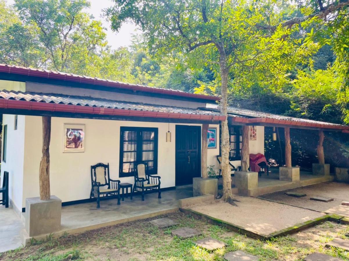 Hotel Sigiriya Kele ภายนอก รูปภาพ